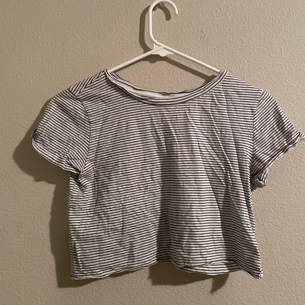 Black and white striped cropped t-shirt